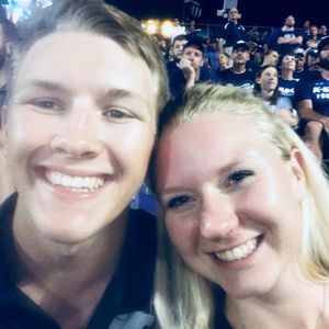 Meet your Posher, Becca